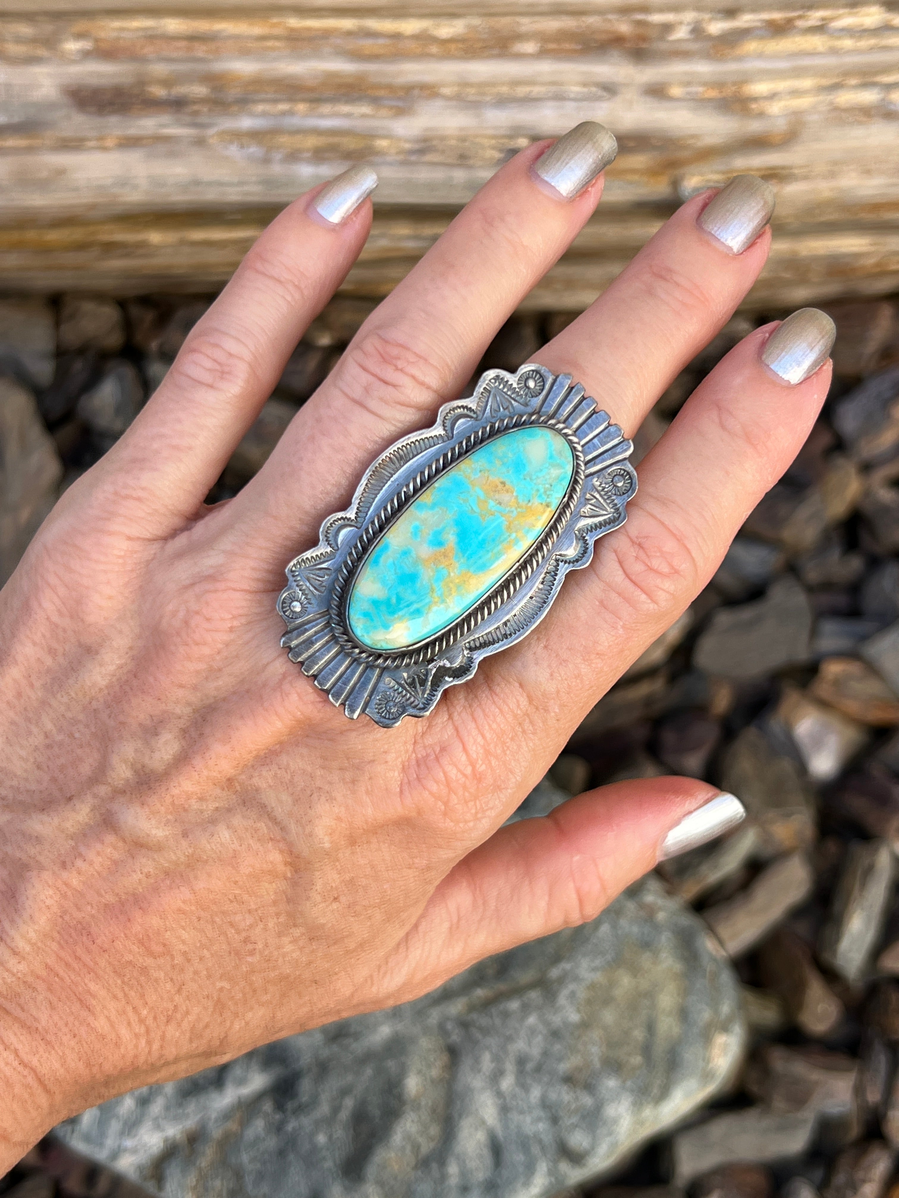 Large Handmade Solid Sterling Silver Kingman Turquoise Statement Ring - Size 6 1/2
