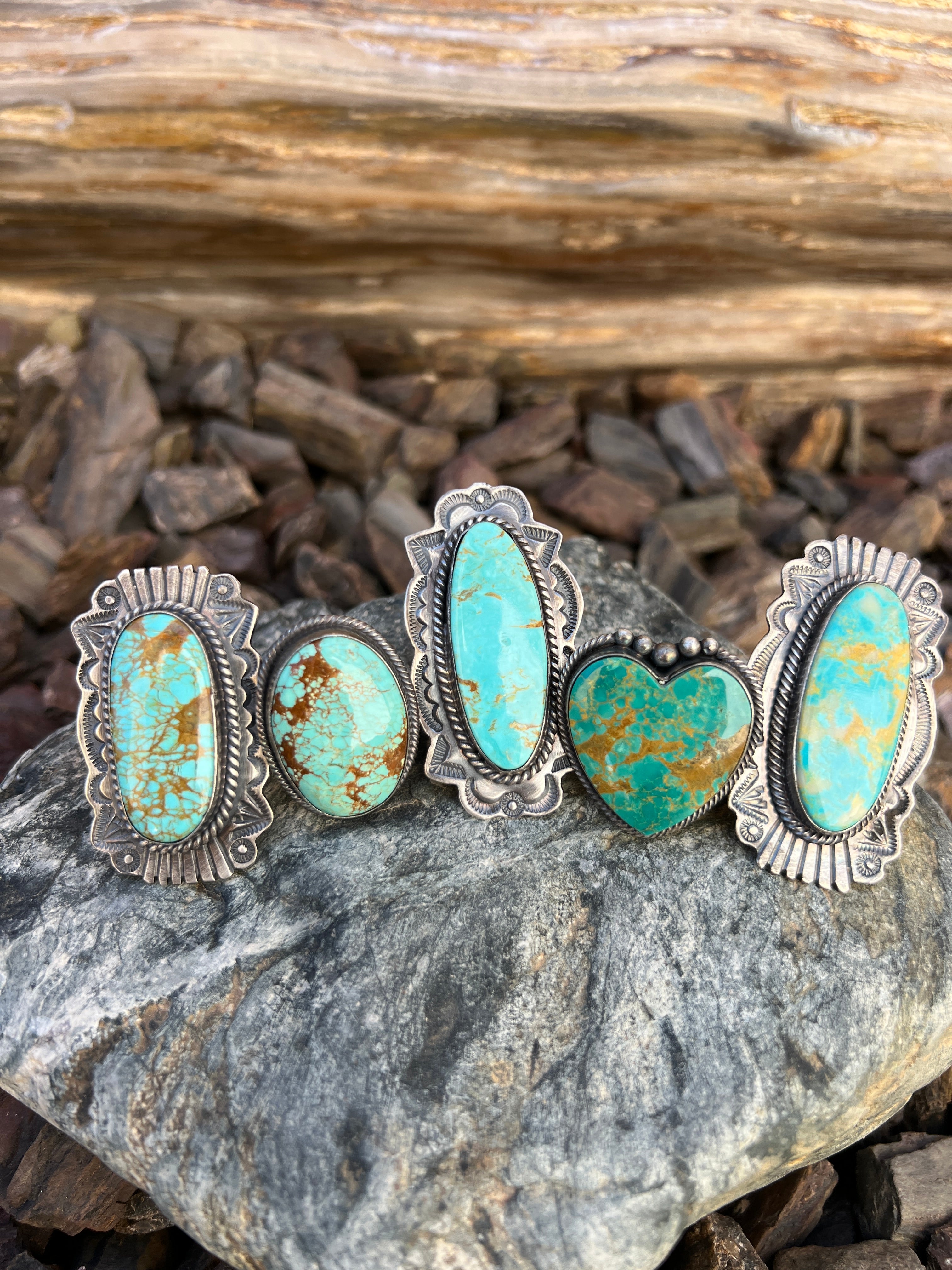 Handmade Sterling Silver Kingman Turquoise Men or Women's Ring with Satin Finish - Size 10 1/2
