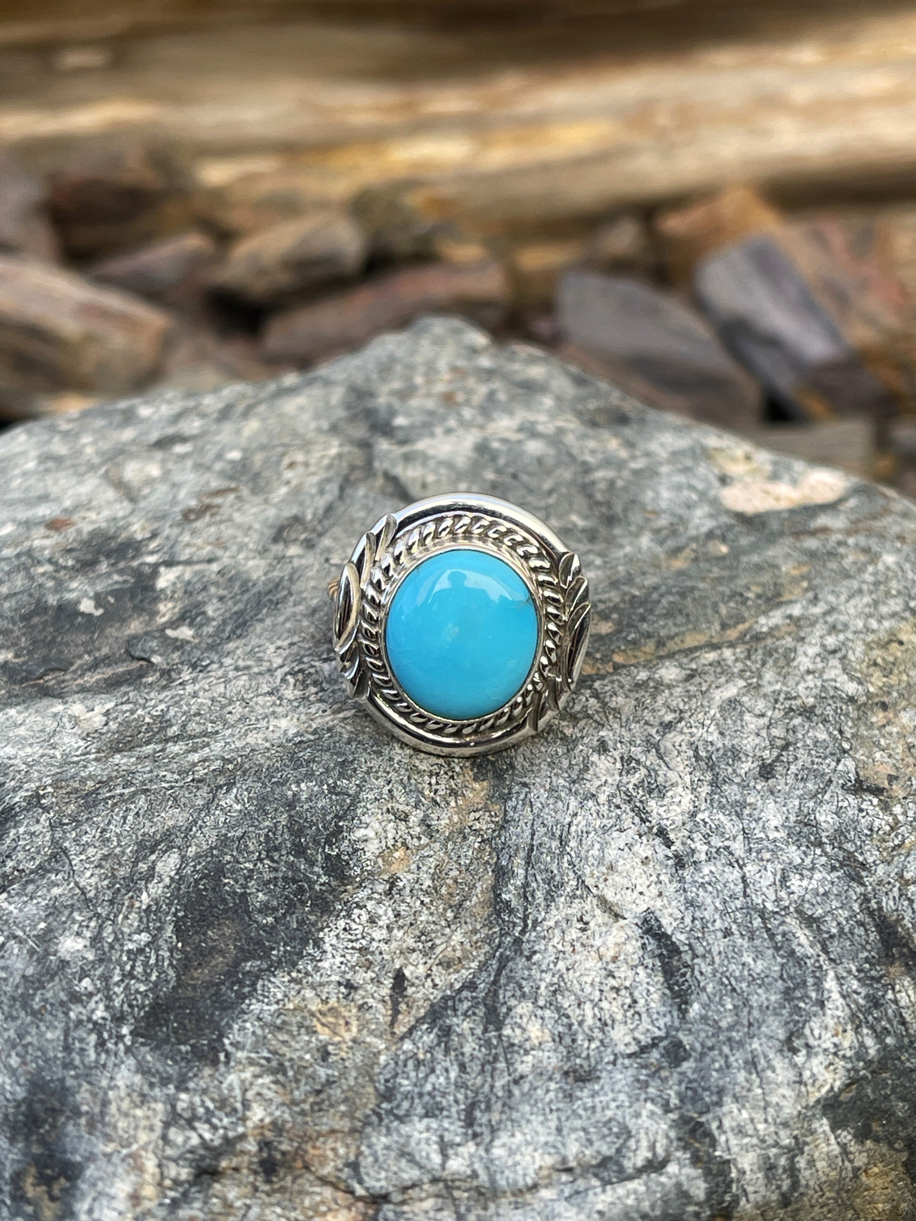 Round Handmade Solid Sterling Silver Blue Kingman Turquoise Ring - Size 5