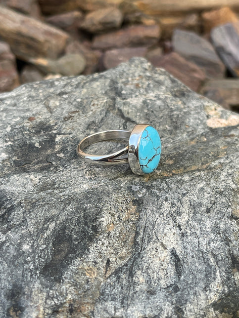 Handmade Solid Sterling Silver Number Eight Turquoise Ring - Size 7 1/2