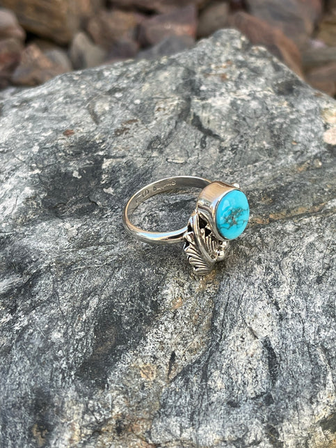 Handmade Solid Sterling Silver Turquoise Mountain Ring with Leaf Detail - Size 8 1/2
