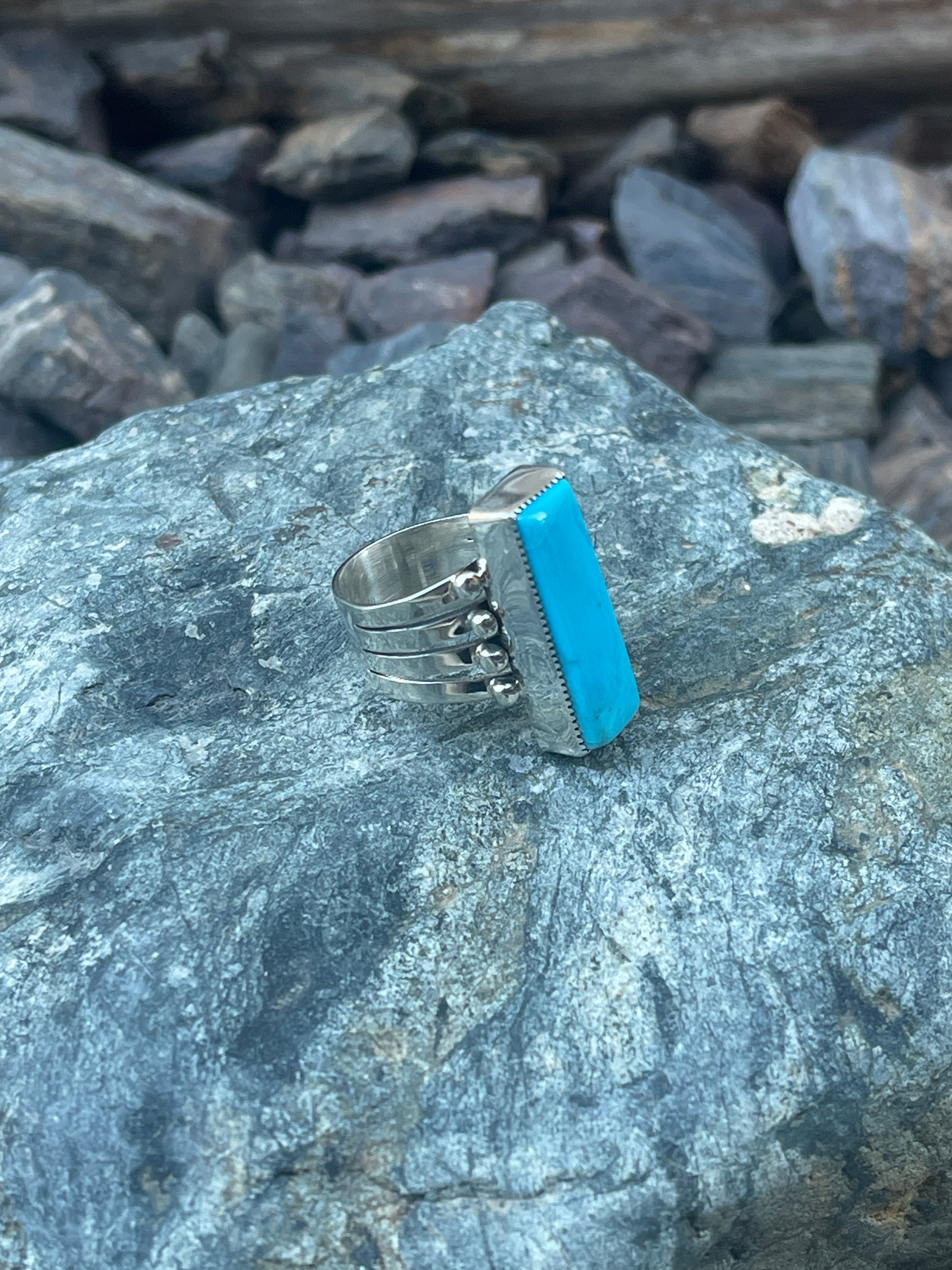 Handmade Sterling Silver Single Rectangle Cut Blue Kingman Turquoise Ring - Size 6