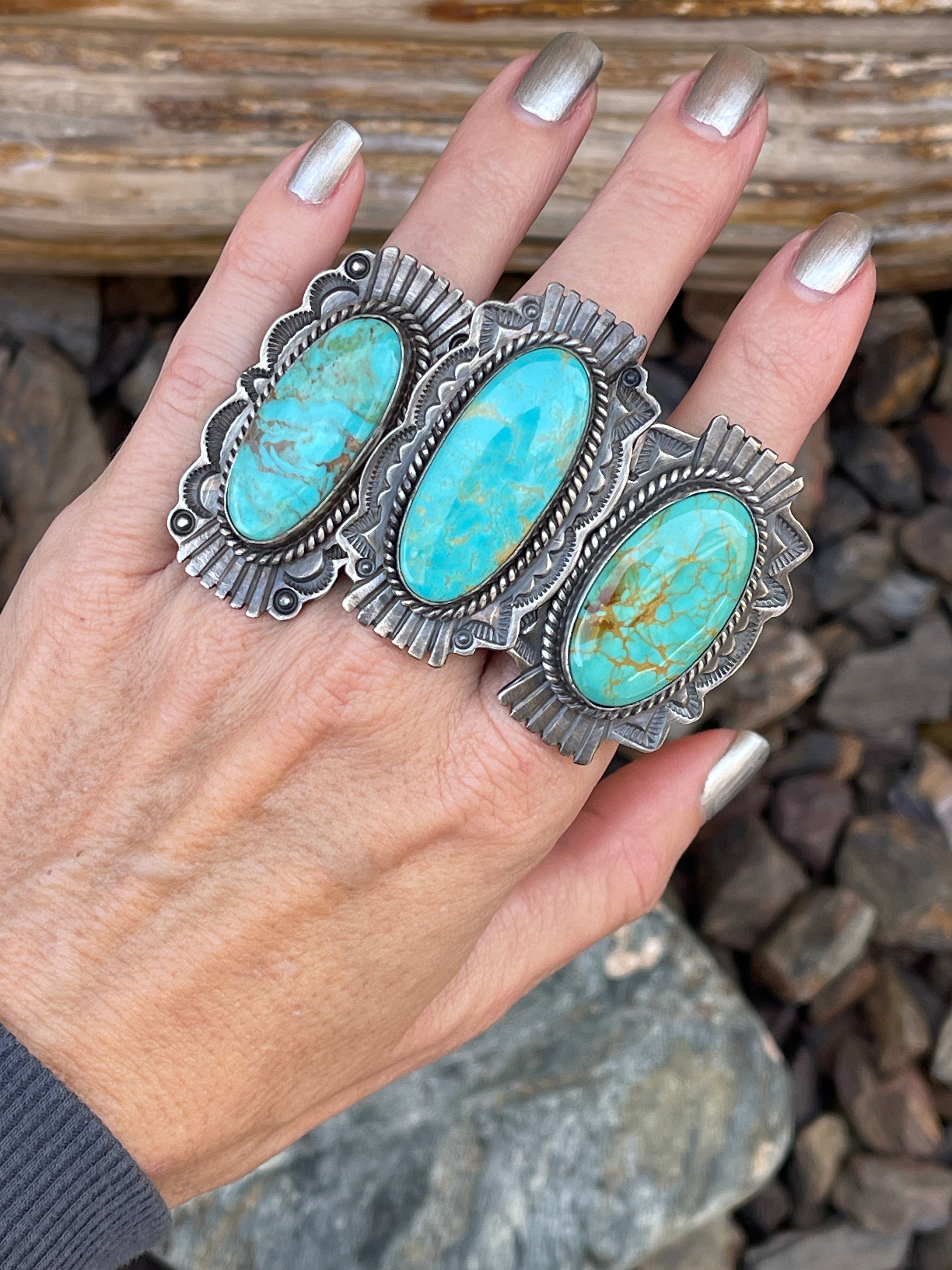 Copy of Large Handmade Solid Sterling Silver Kingman Turquoise Ring with Satin Finish - Size 7 1/2