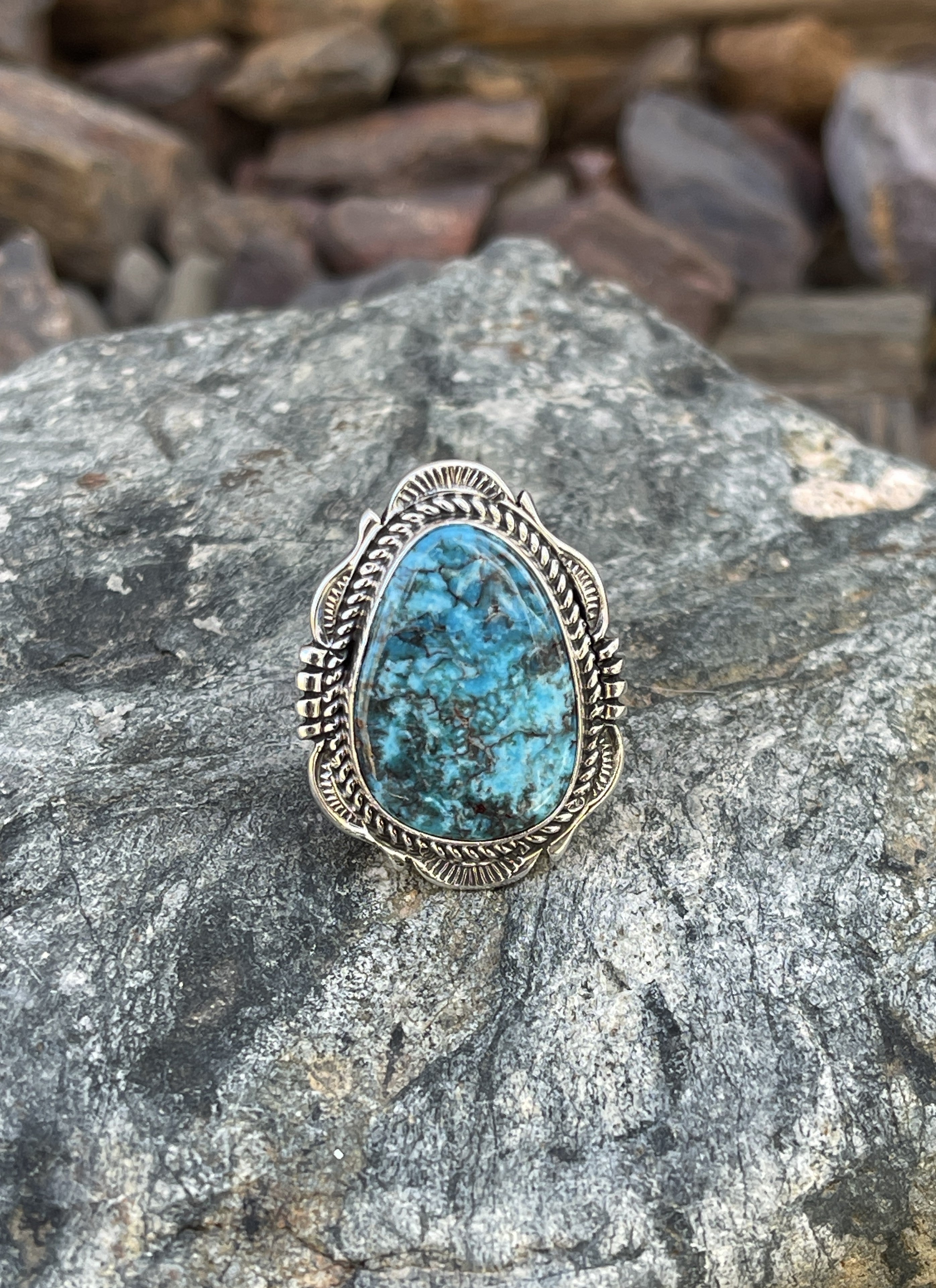 Solid Sterling Silver Blue Kingman Turquoise Ring with Traditional Stamp Detail- Size 8 1/2