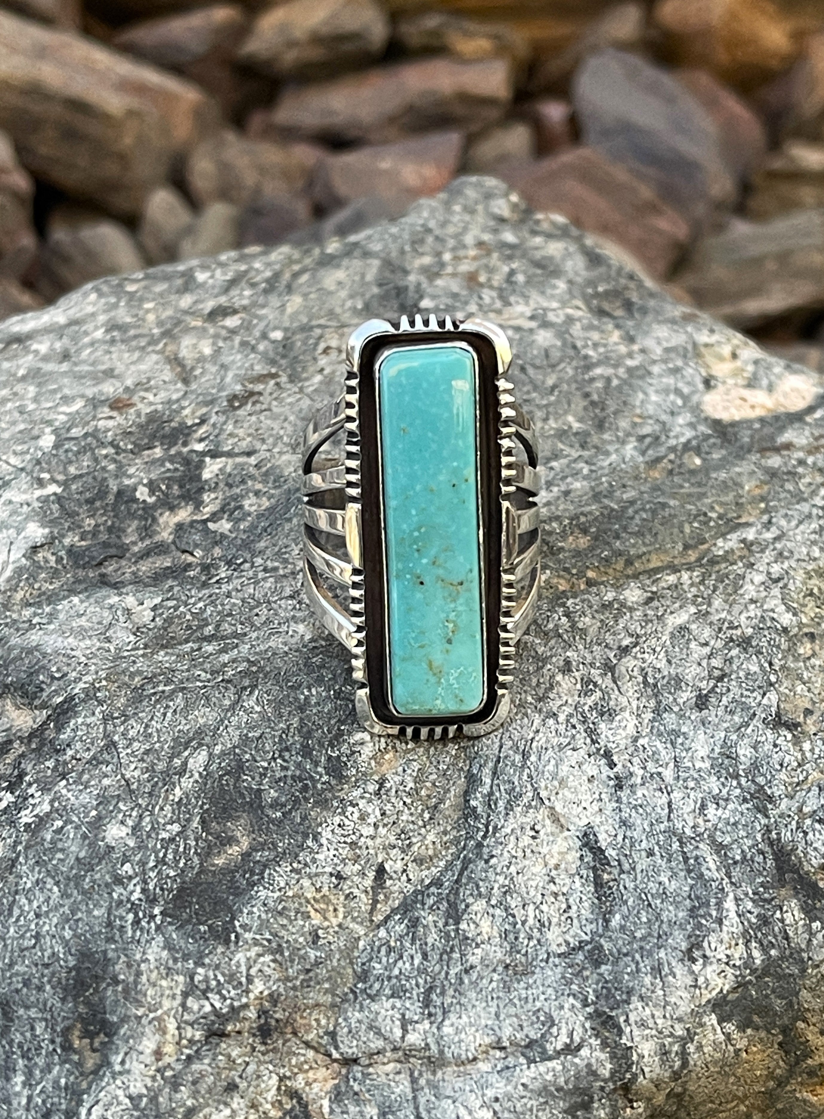 Handmade Sterling Silver Kingman Turquoise Rectangle Cut Five Prong Ring - Size 8 1/2