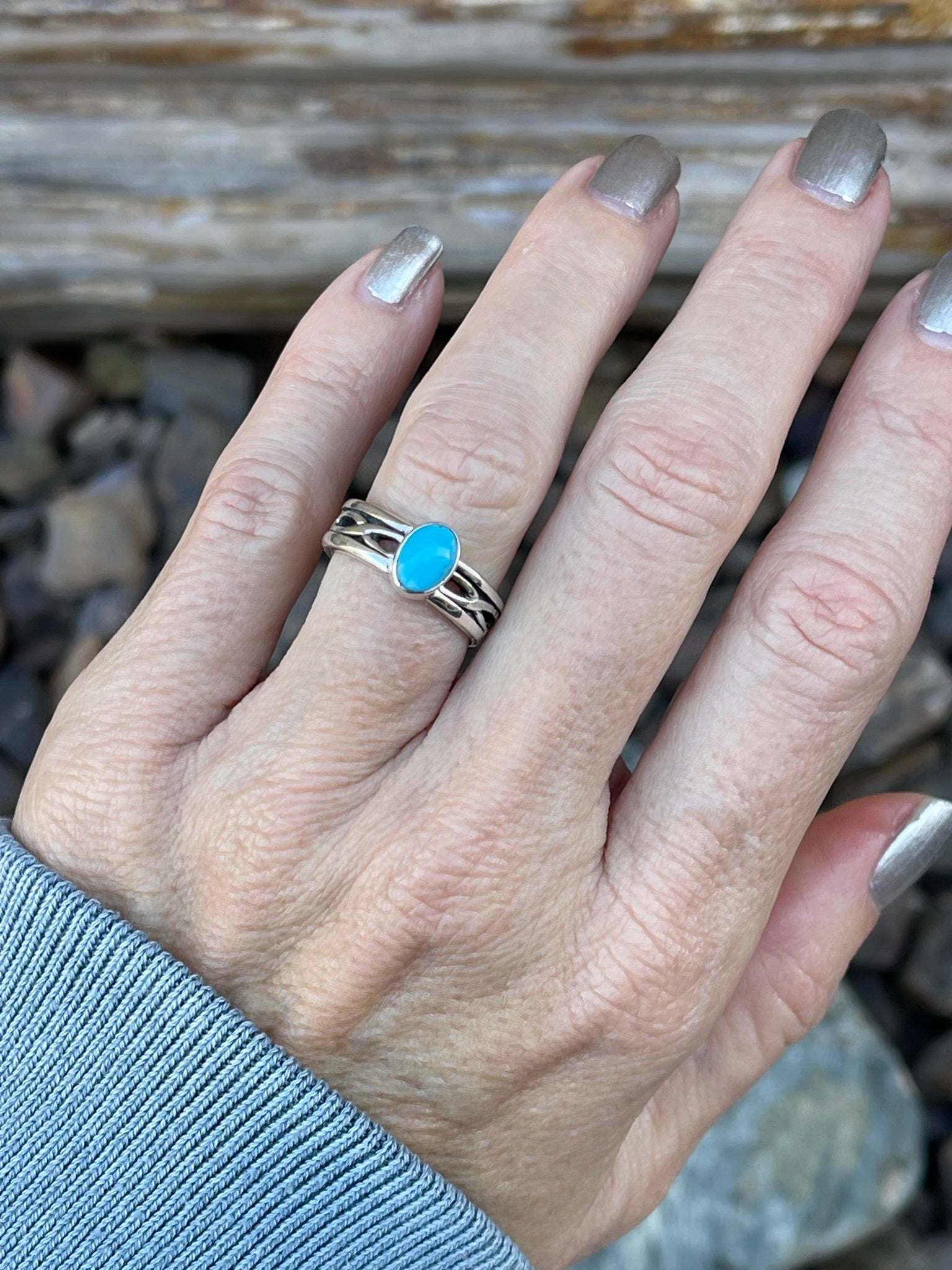 Dainty Handmade Sterling Silver Kingman Turquoise Ring - Size 5