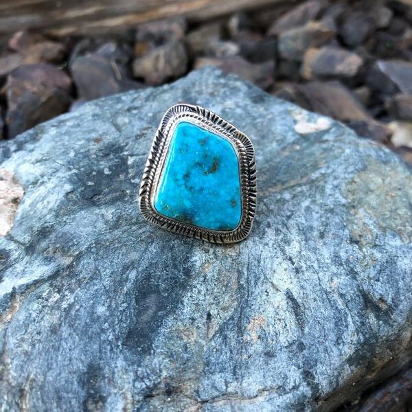 Traditional Style Sterling Silver Blue Kingman Turquoise